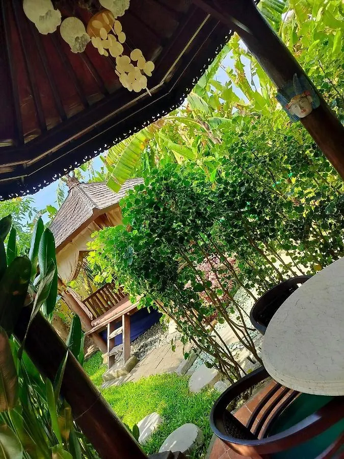 Villa Layang Bulan A Homey Guesthouse For Men Near The Beach In North Kuta Denpasar  Denpasar (Bali)