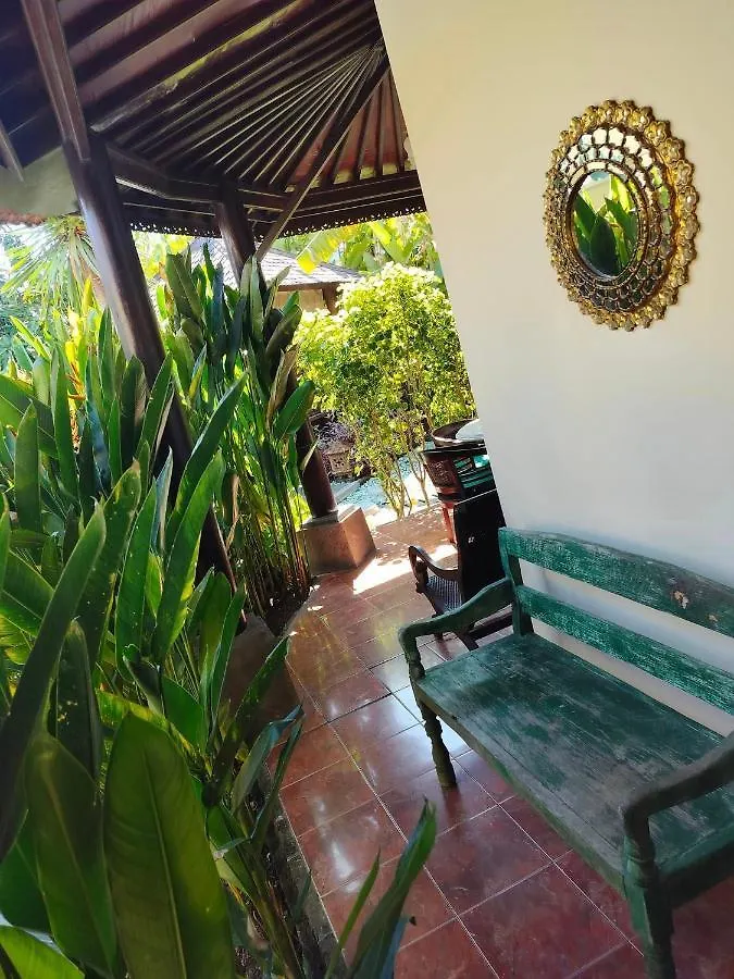 Bed & Breakfast Villa Layang Bulan A Homey Guesthouse For Men Near The Beach In North Kuta Denpasar